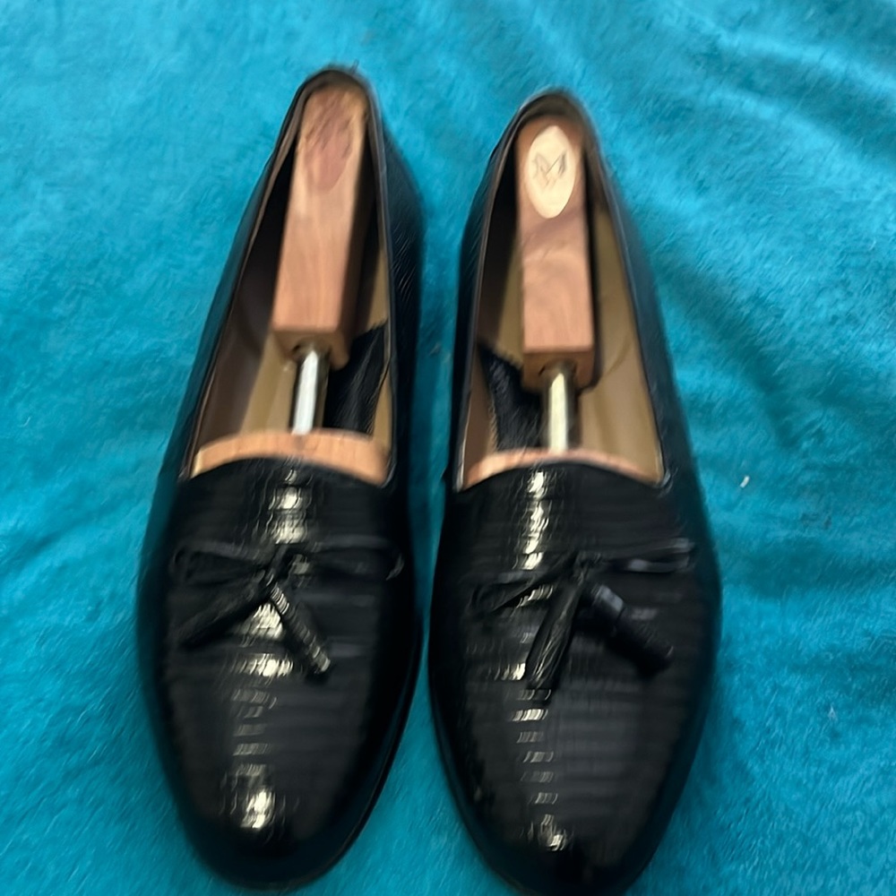 Men’s shoes